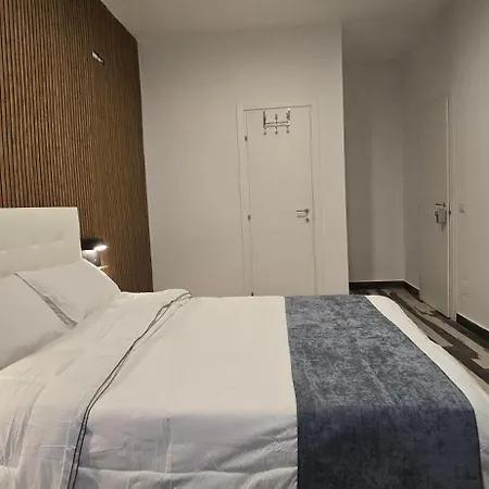 Napoli Central Stay