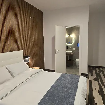 Napoli Central Stay Pensión